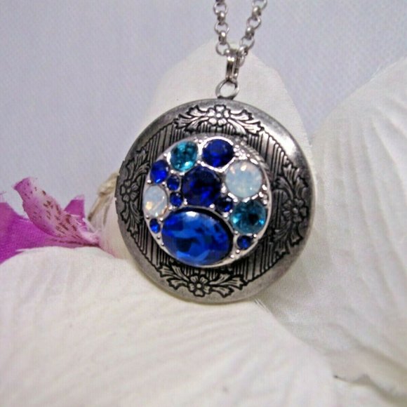 Sapphire Locket Photo Necklace Pendant - Picture 4 of 10
